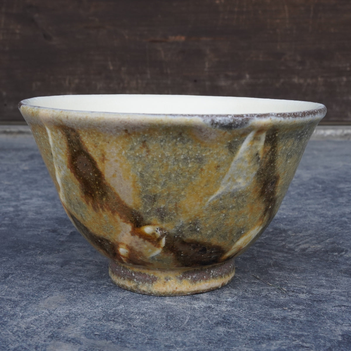 灰釉泥打飯茶碗4寸