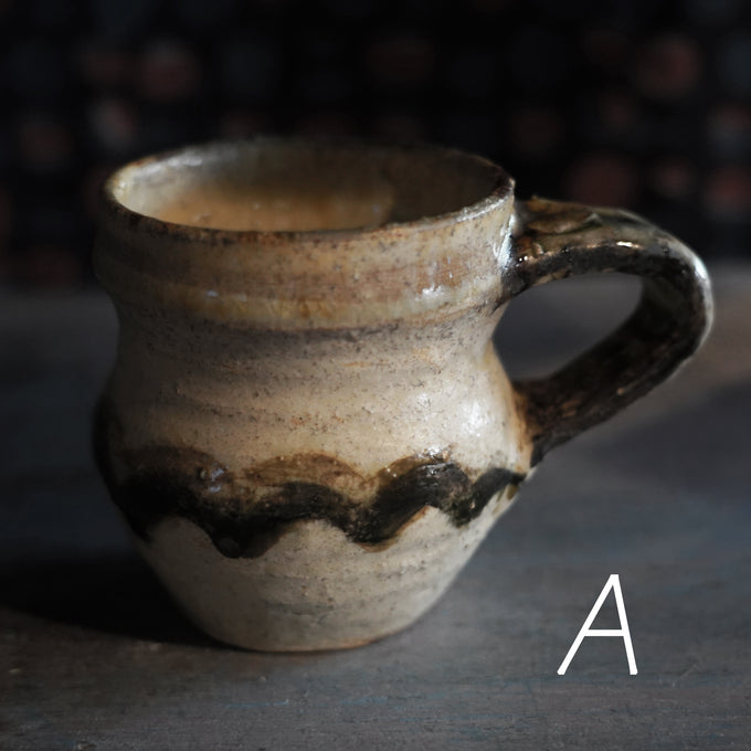 ルーマニアマグカップ